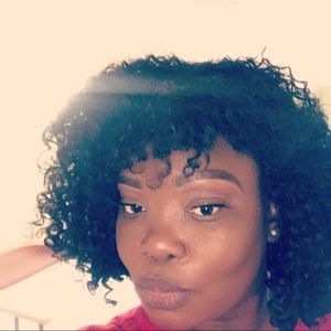 Meet your Posher, Erica